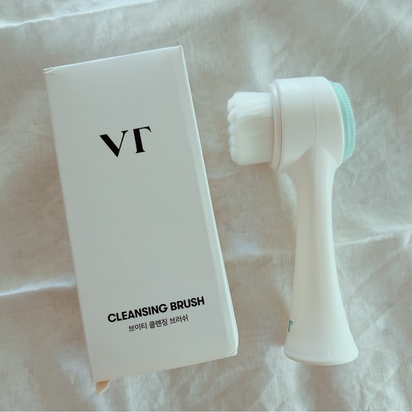New cleansing brush - Picture 1 of 7